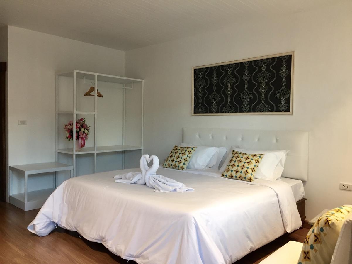 Phetcharat Grand Hotel Maesot Мае-Сот Экстерьер фото