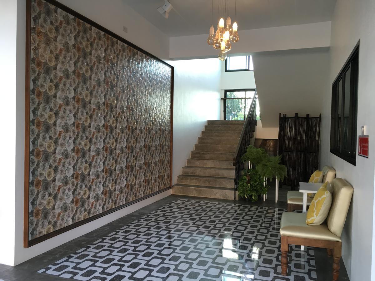 Phetcharat Grand Hotel Maesot Мае-Сот Экстерьер фото