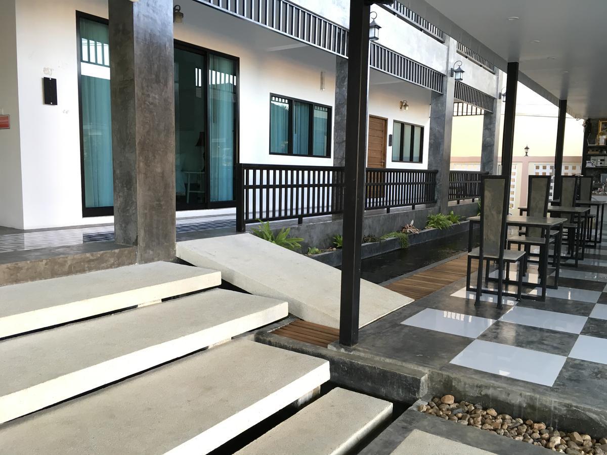 Phetcharat Grand Hotel Maesot Мае-Сот Экстерьер фото