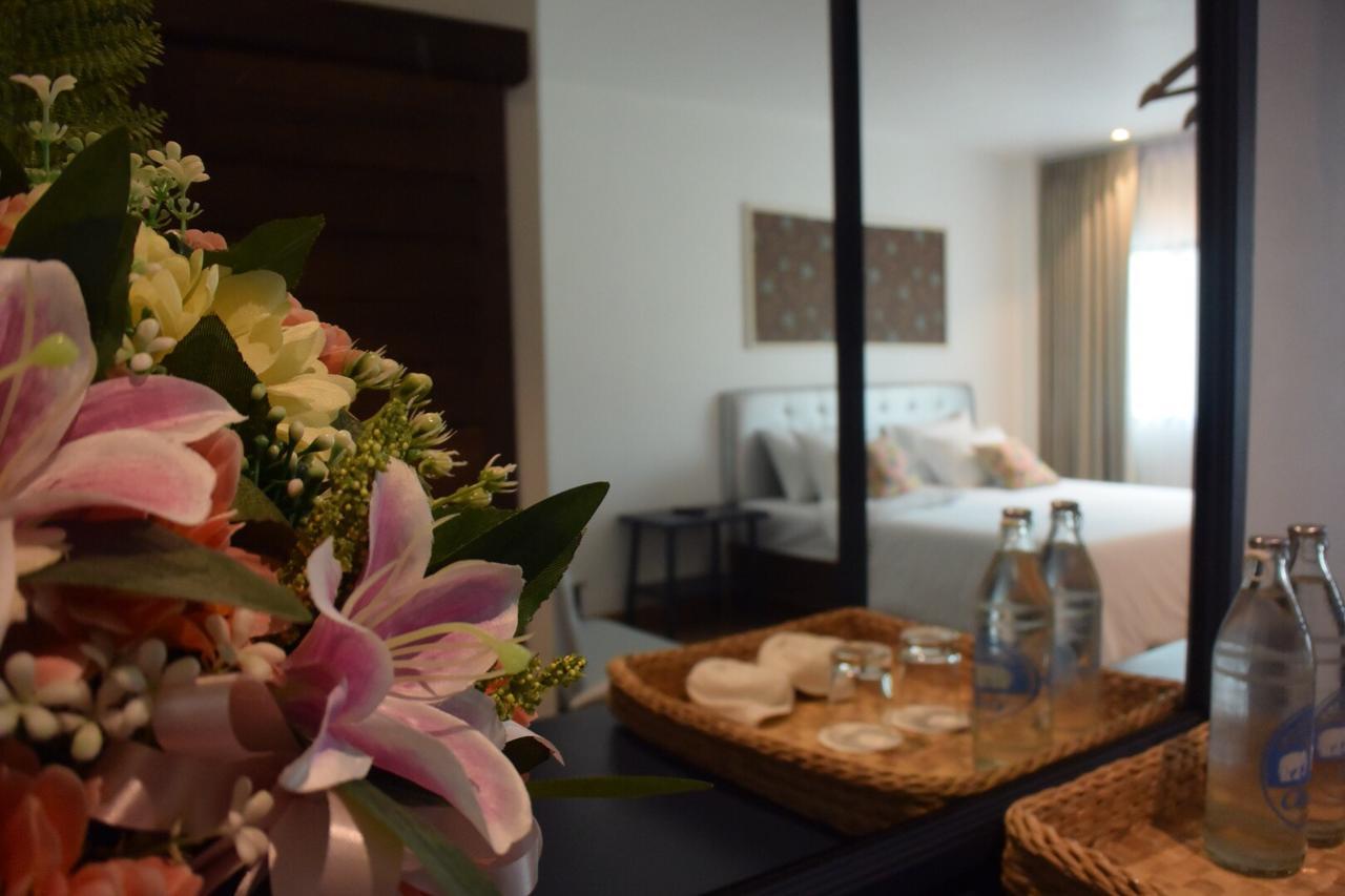 Phetcharat Grand Hotel Maesot Мае-Сот Экстерьер фото