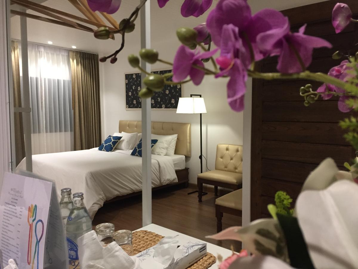 Phetcharat Grand Hotel Maesot Мае-Сот Экстерьер фото